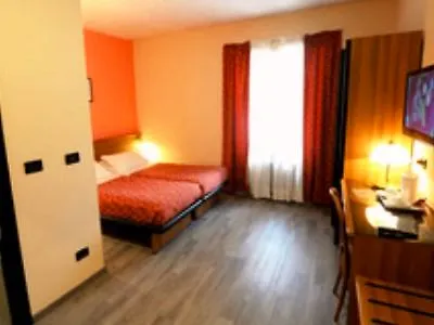 Hotel Europa Генуя